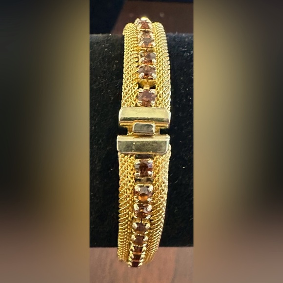 Vintage Yellow Gold Plated Mesh Bracelet, 42 Brown Topaz Stones EUC Size 7” - Picture 4 of 4